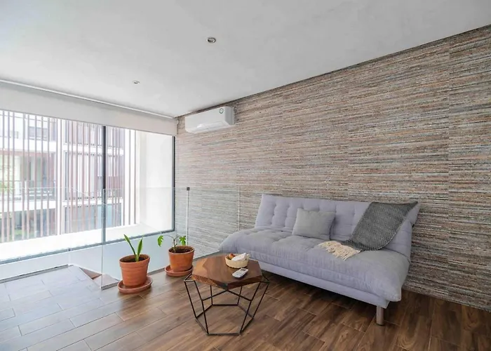 Lovely 2-bed In With Private Pool Apartment