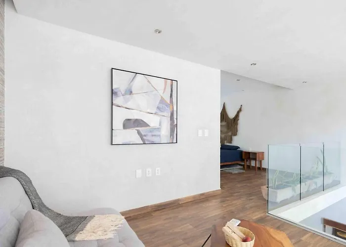 Lovely 2-bed In With Private Pool